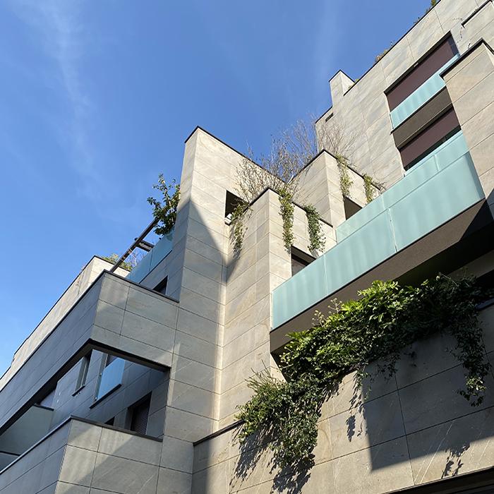 Façades ventilées dans un complexe résidentiel : interview de l'architecte Roberto Leoni 388